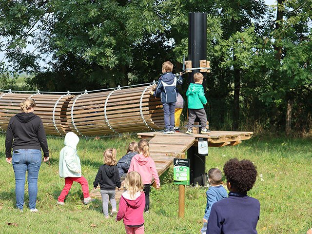 Acrobat Kids &agrave; &Eacute;cleux.