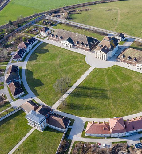 Vue a&eacute;rienne des Salines d'Arc-et-Senans.