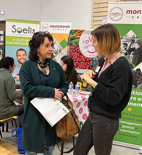 Rencontre Soelis lors d'un forum emploi &agrave; Mouchard.
