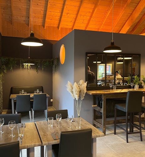 salle de r&eacute;ception du restaurant.